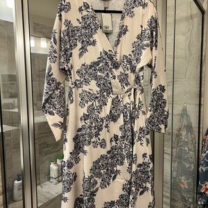 H&M Floral Dress in - NWT -Size L
